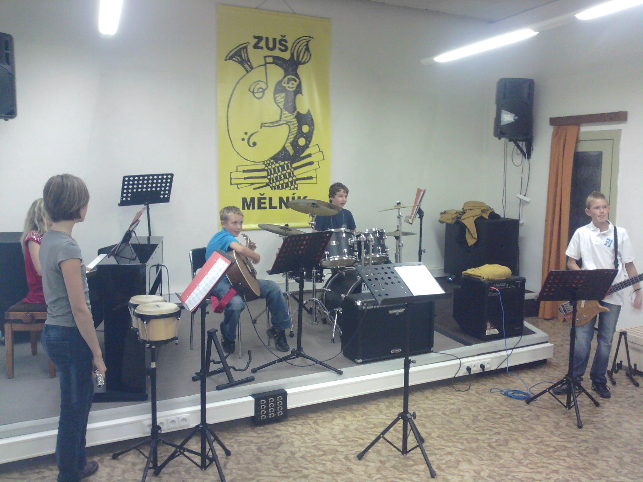 hudební skupina FOXX